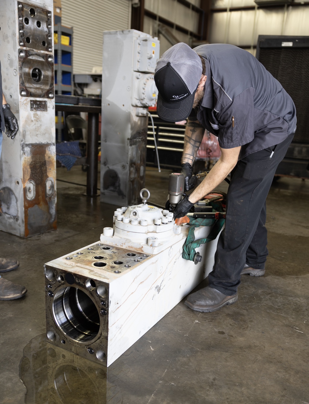 Damaged Hydraulic Cylinder Repairing in Houston
