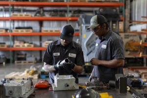 hydraulic cylinder leaks repair